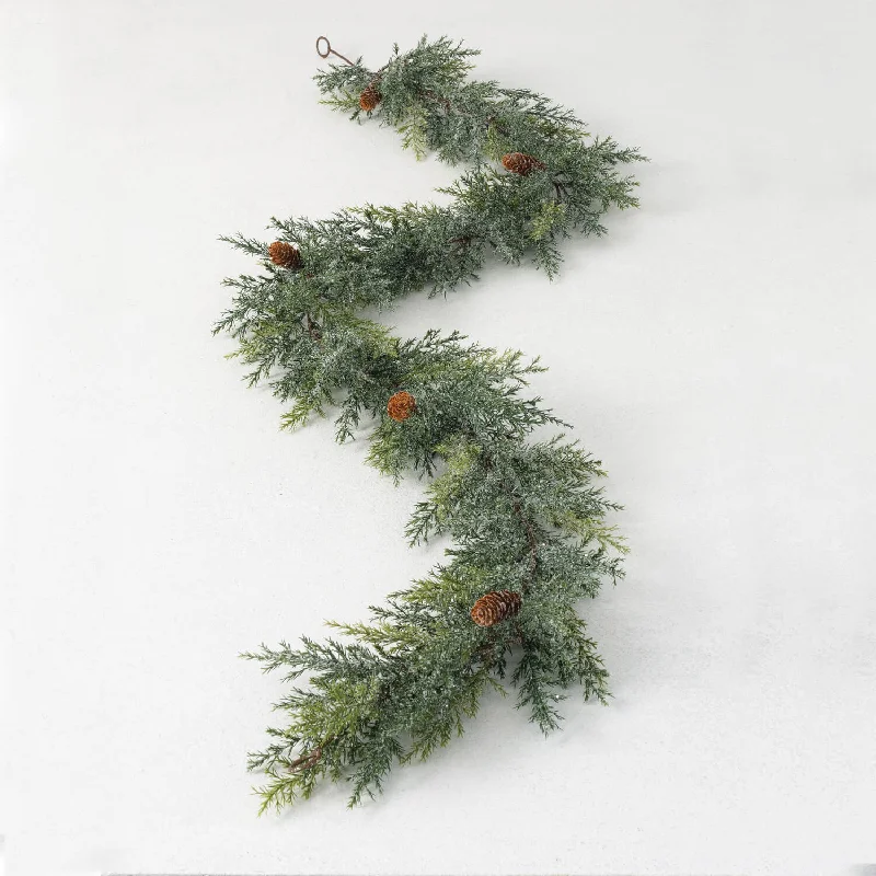 Frosted Arborvitae Garland