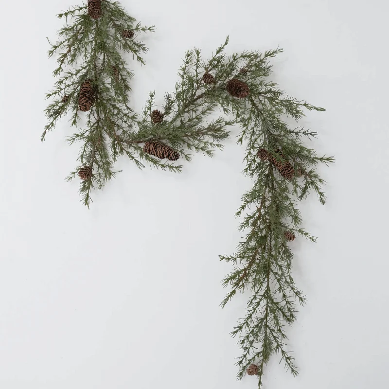 Wispy Pine & Pinecone Garland