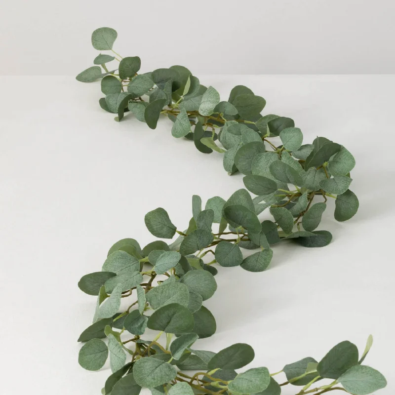 Leafy Green Eucalyptus Garland