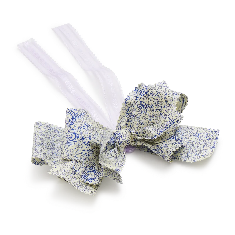 Scanlon Apparati Paper Bow Ornament, Water Lily